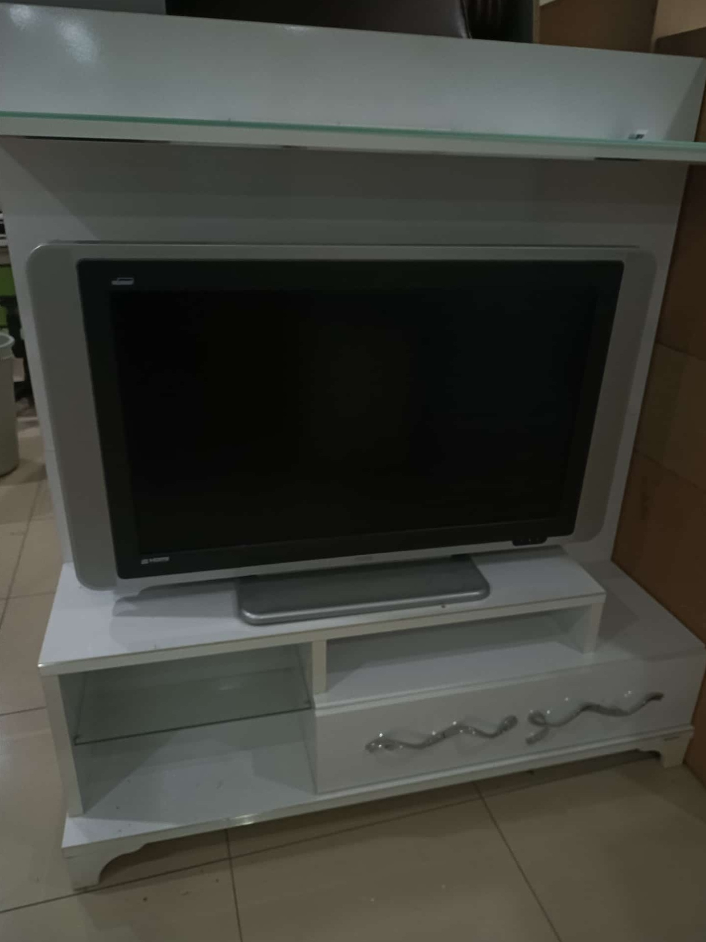 1 Eski tip lcd televizyon - Görsel 1