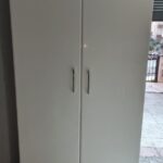 Beyaz Elbise Dolabı